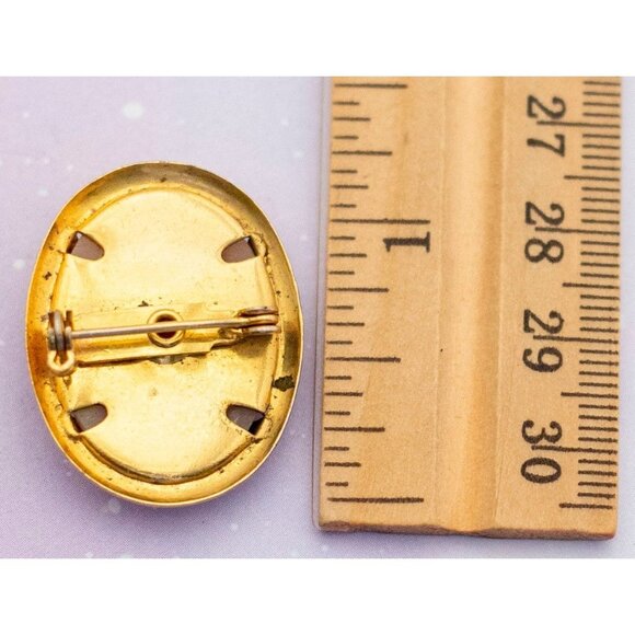 Vintage Medieval Carved Cameo Brooch| J19 - Picture 2 of 2